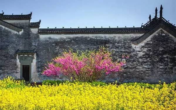 中國(guó)古鎮(zhèn)：淺析32個(gè)中國(guó)最美古鎮(zhèn)！