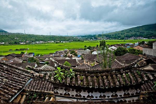 中國(guó)古鎮(zhèn)：淺析32個(gè)中國(guó)最美古鎮(zhèn)！