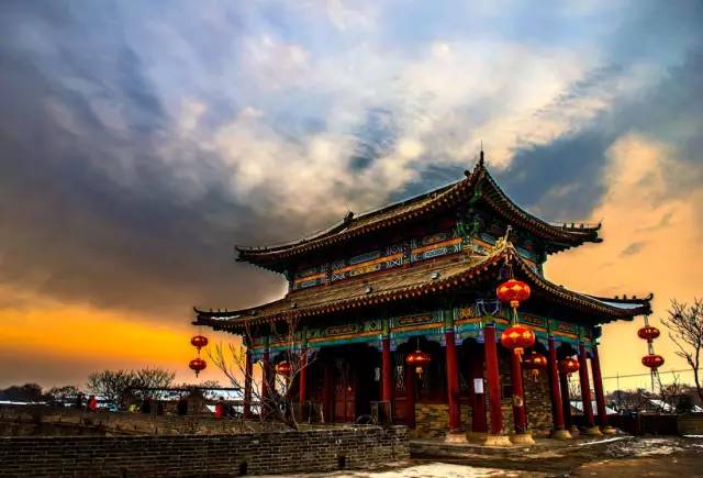 中國(guó)古鎮(zhèn)：淺析32個(gè)中國(guó)最美古鎮(zhèn)！