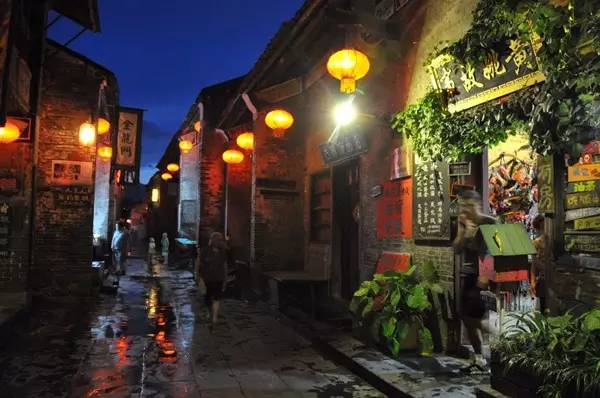 中國十大古鎮(zhèn)：體驗古色古香的古鎮(zhèn)韻味！