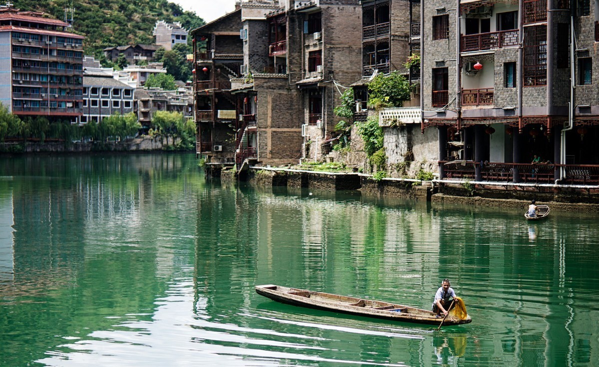古鎮(zhèn)游玩，有一種說走就走的旅行