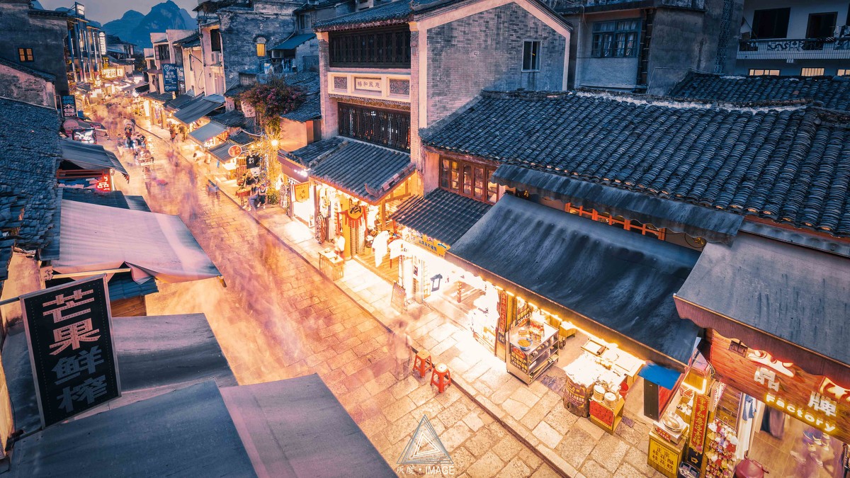 古鎮(zhèn)游玩，有一種說走就走的旅行