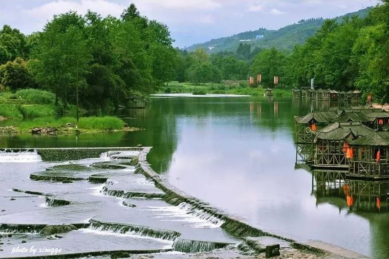 古鎮(zhèn)情懷：30個(gè)古鎮(zhèn)愿有人與你一起踏足！