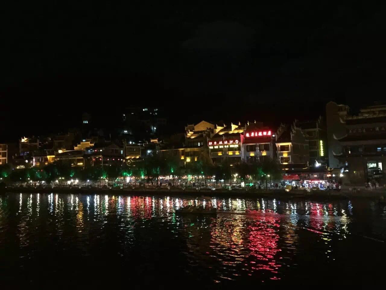 探尋古鎮(zhèn)鎮(zhèn)遠(yuǎn)，一座千年古城