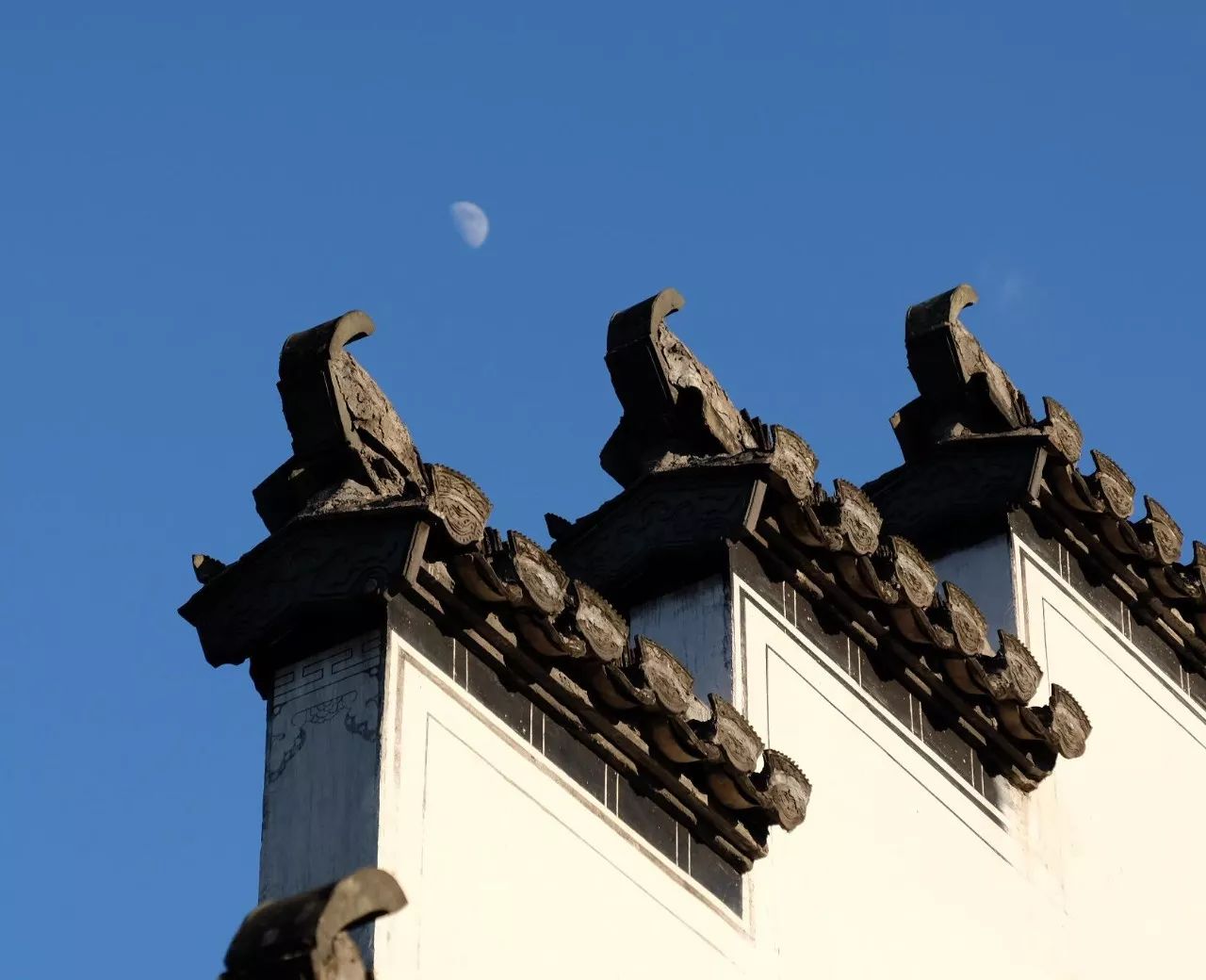 淺析徽派建筑：獨(dú)一無二氣息的中國古建筑！
