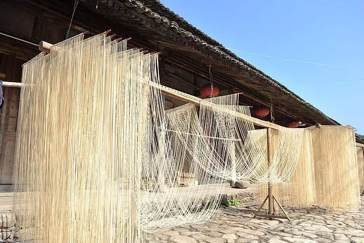 中國(guó)古建筑，千年古村不會(huì)消失但卻只剩下老房