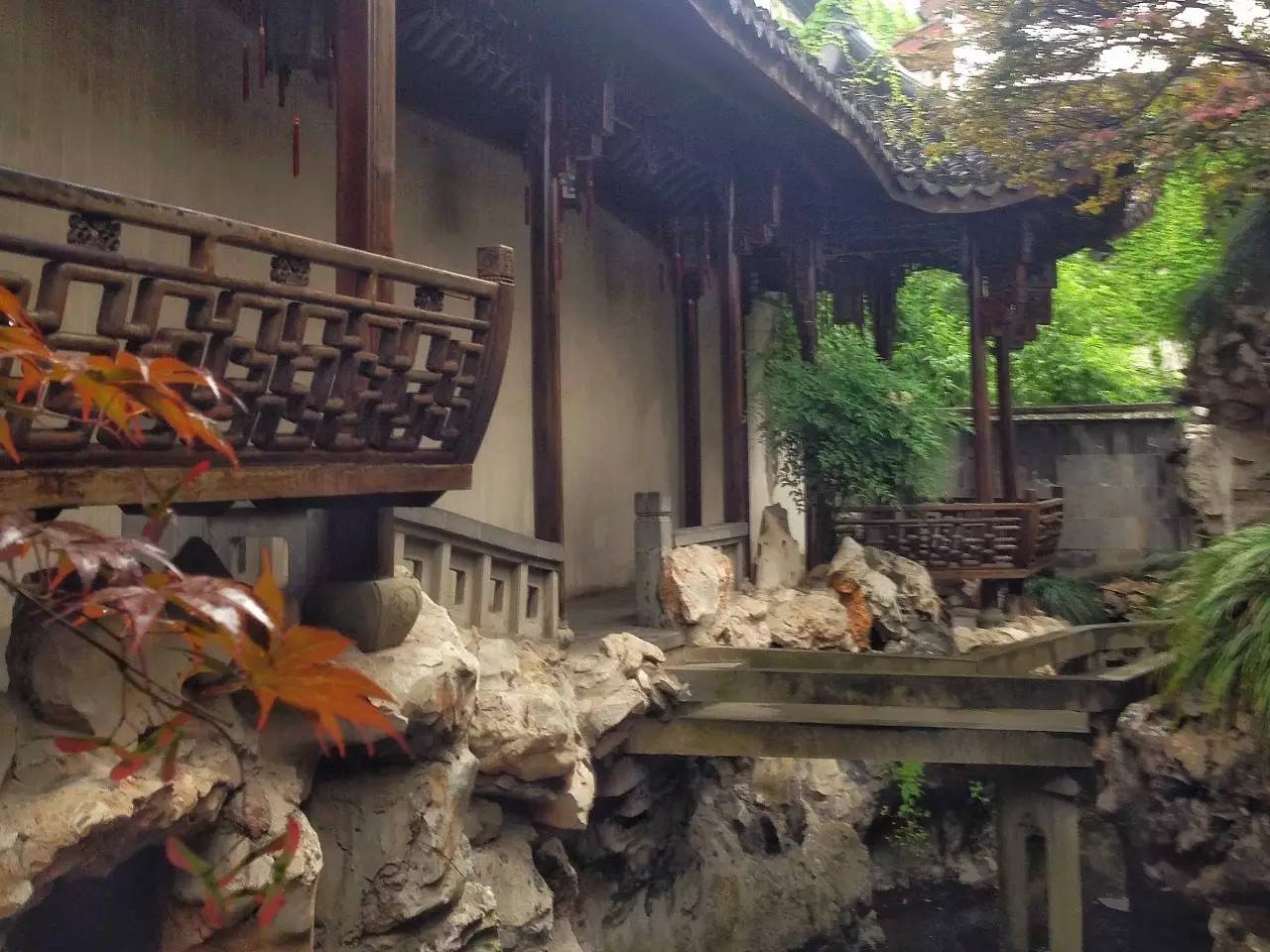 江南豪宅，淺談用紫檀和花梨木建的胡雪巖故居