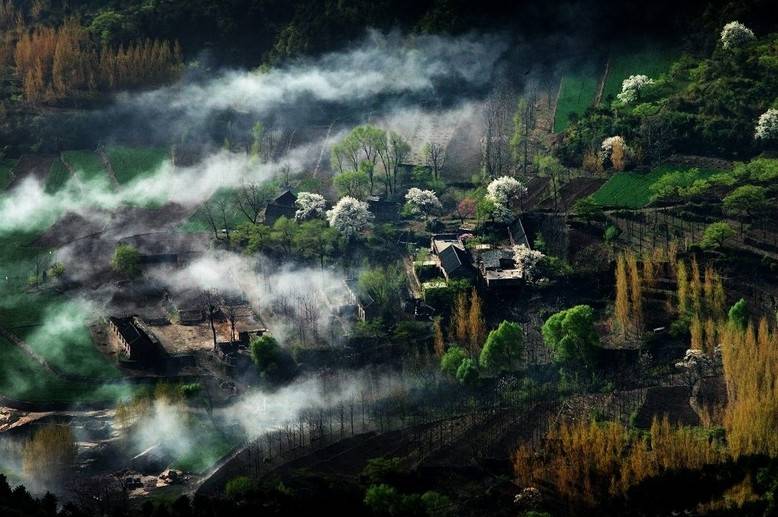 古建筑，一片瓦，遮風擋雨