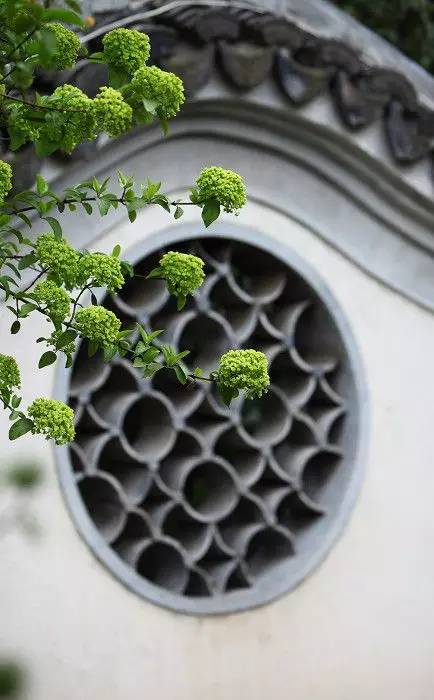 古建筑，一片瓦，遮風擋雨