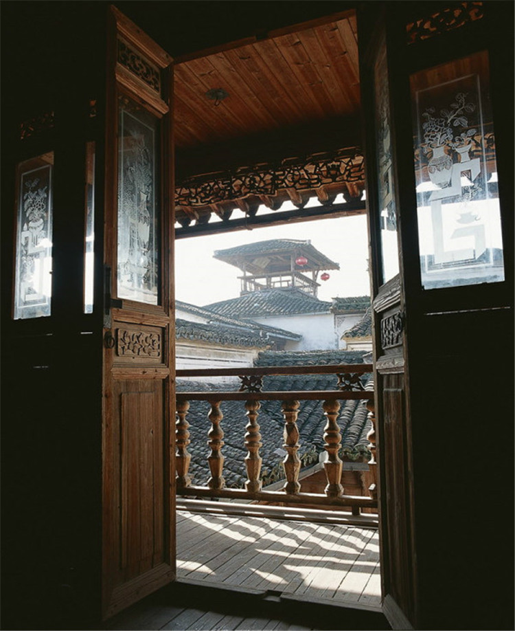 古建筑中國(guó)風(fēng)精致古門(mén)欣賞