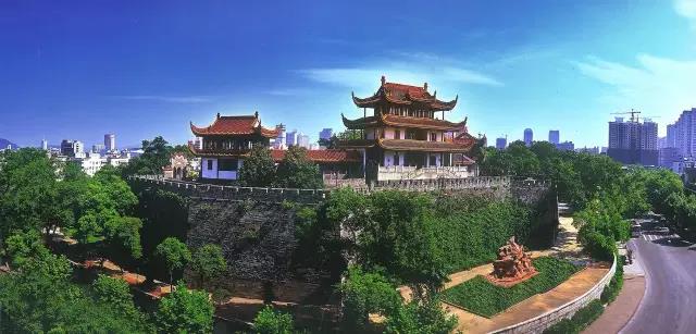 中國十大文化名樓：古詩里的亭臺樓閣美哉！