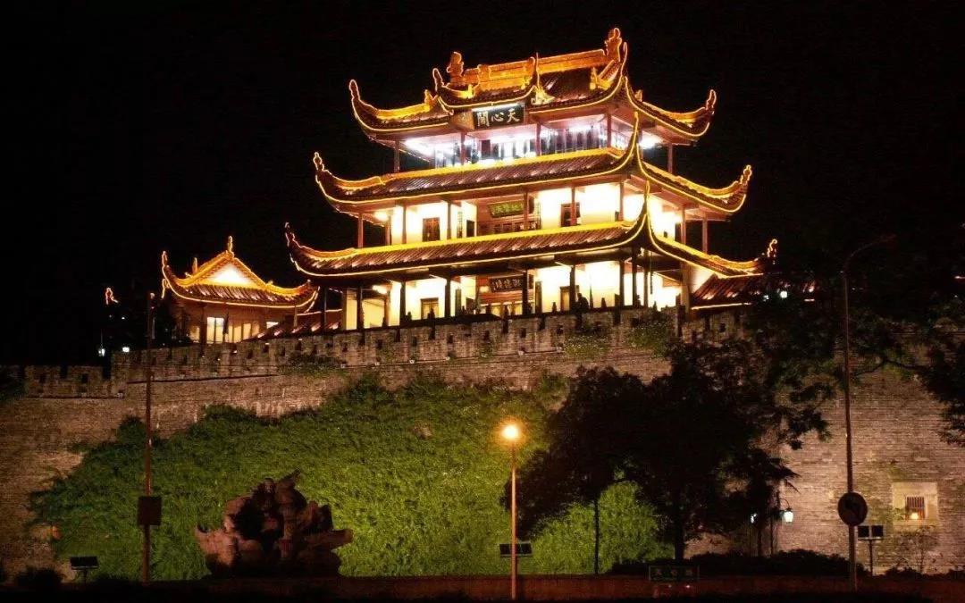 中國十大文化名樓：古詩里的亭臺樓閣美哉！