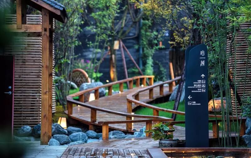 青城山·心越酒店，美的很自然沒(méi)有斧鑿的刻意