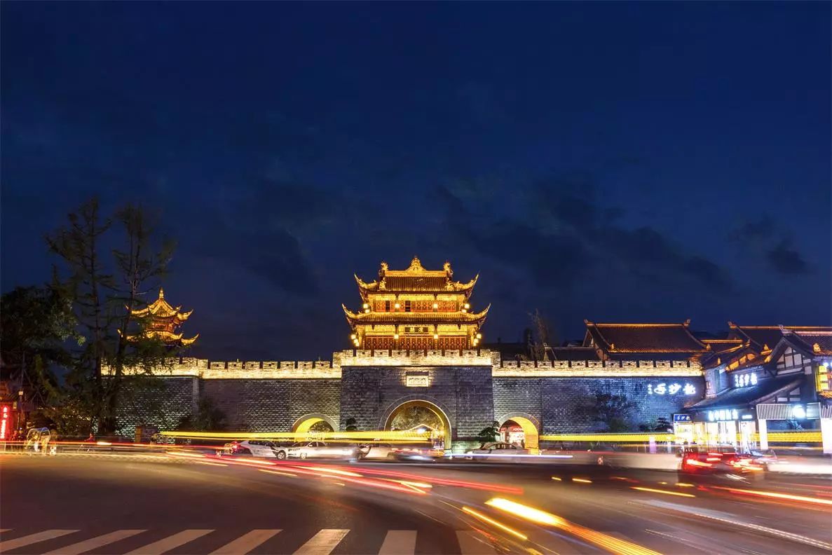 成都·瓦舍：4個(gè)景點(diǎn)吃喝玩樂體驗(yàn)成都從容氣息