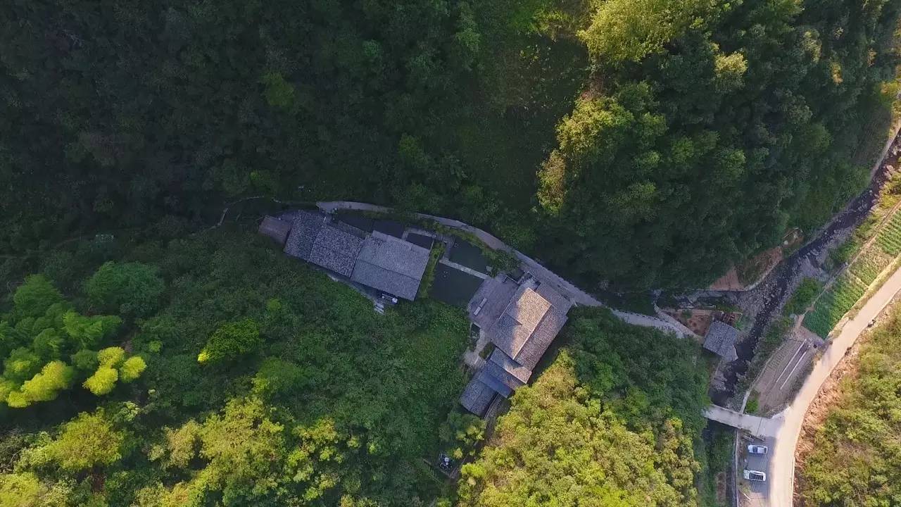 雪坑村·美客愛途，愛上美麗的客居地和旅途故事