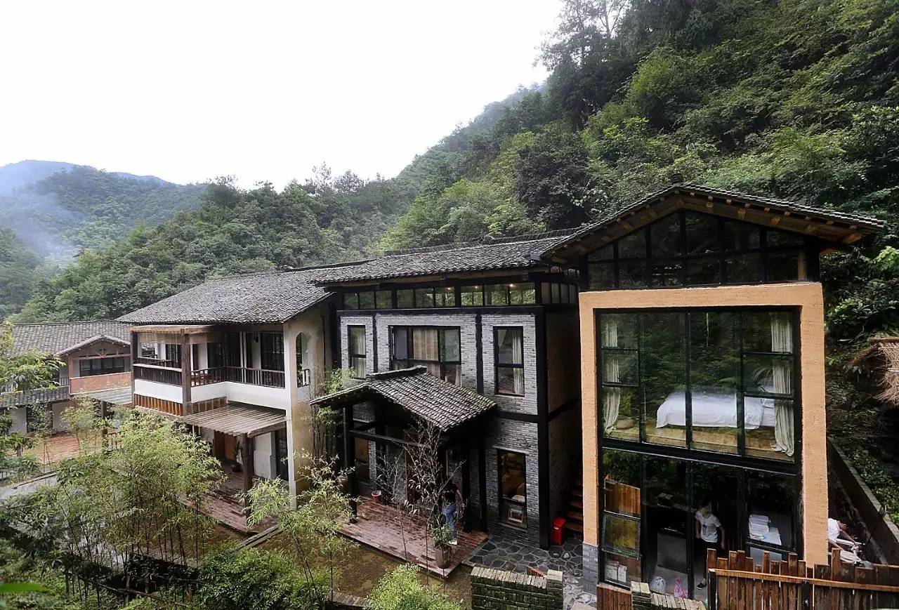 雪坑村·美客愛途，愛上美麗的客居地和旅途故事