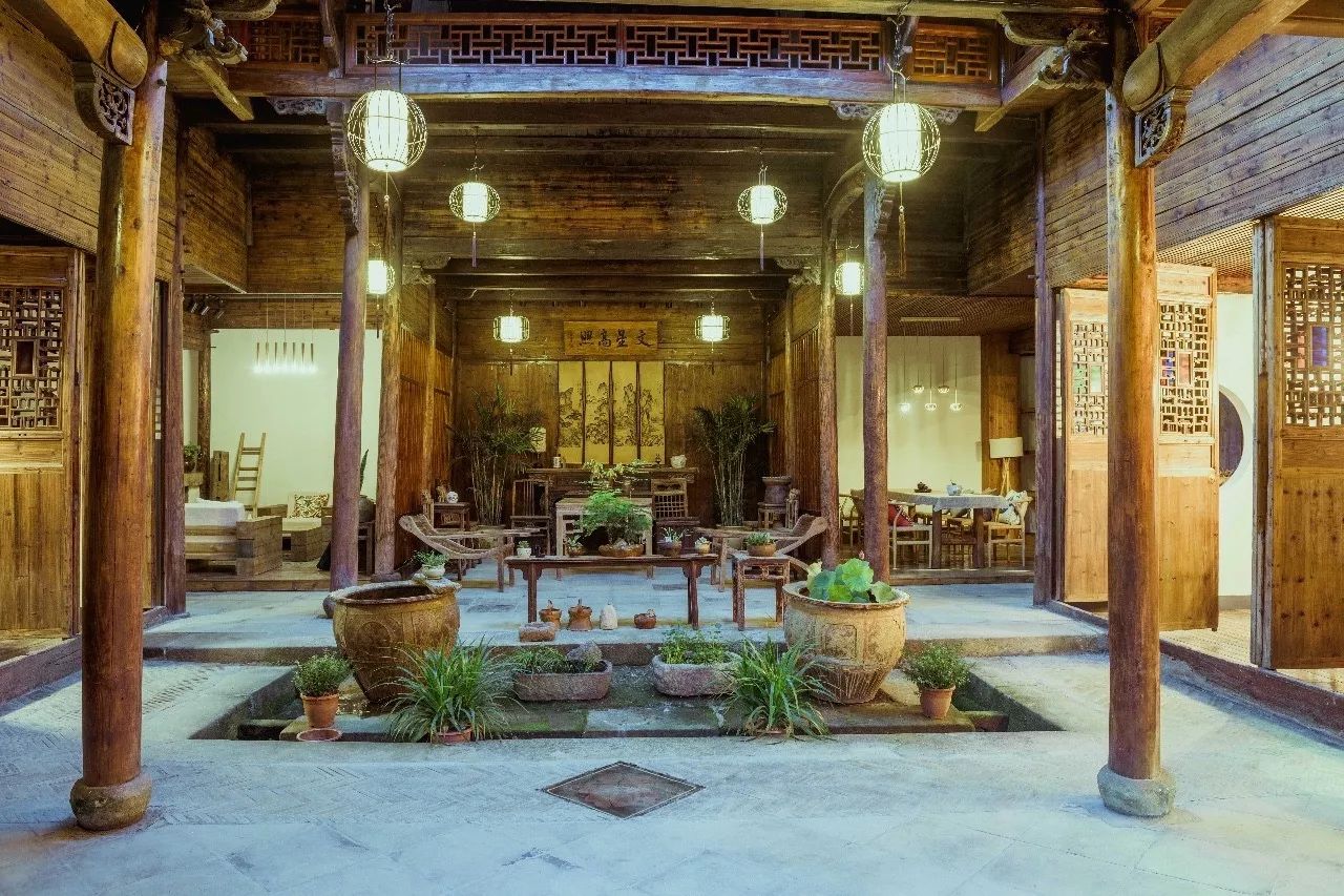 村上酒舍，體驗古村生活一起慢慢變老