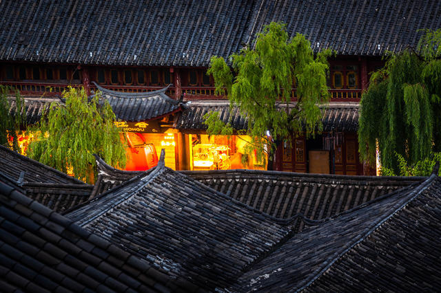 麗江束河無爾，在這里帶著夢想開花棲居