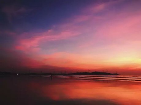 翡翠灣，在遼闊的海洋前做回?zé)o憂快樂的自我