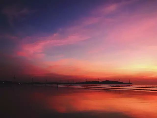 翡翠灣，在遼闊的海洋前做回?zé)o憂快樂的自我
