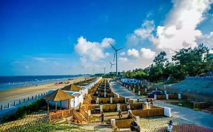翡翠灣，在遼闊的海洋前做回?zé)o憂快樂(lè)的自我
