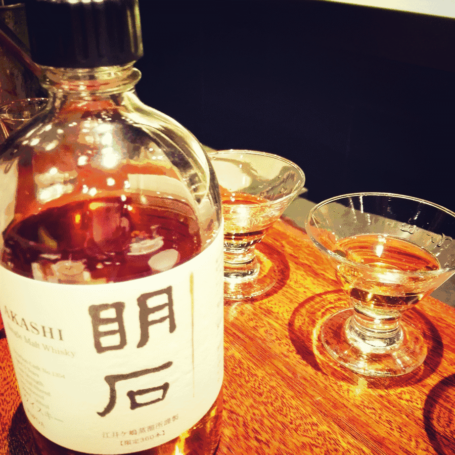 叢山茶境，一片天一座山忘了山外忘卻自己