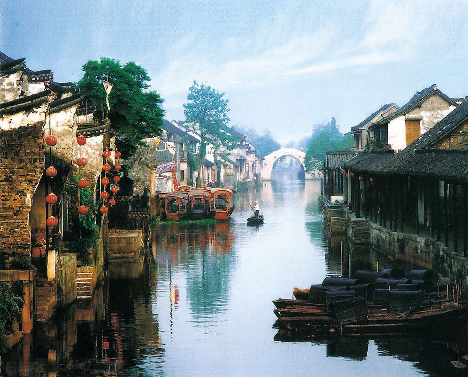 塘棲古鎮(zhèn)小茶姑娘，古鎮(zhèn)溪邊沐浴清風滌蕩心靈