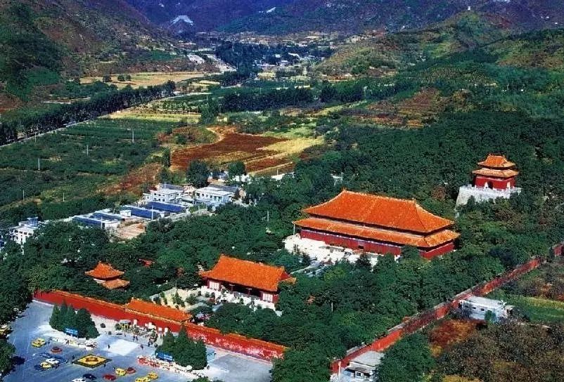 北京金岳臺(tái)溫泉酒店，承載著上個(gè)世紀(jì)的老磚樓