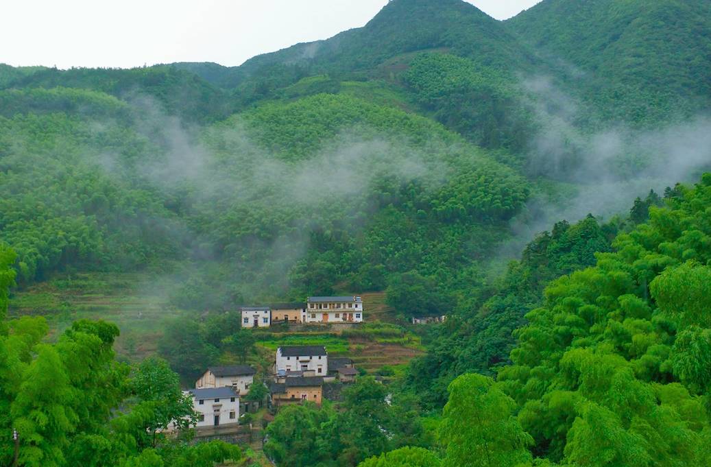 黃山云上民宿，看云卷云舒留住淳樸田園生活