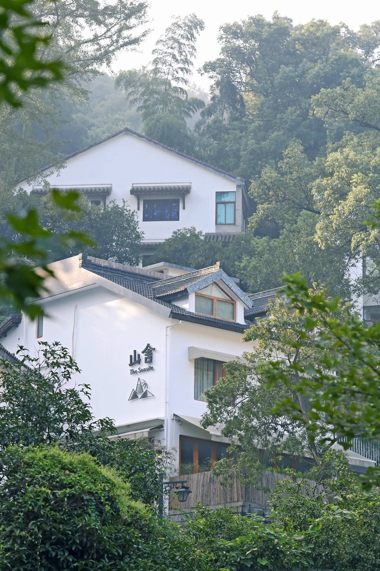 杭州山舍民宿，喝一壺茶聞桂花十里飄香