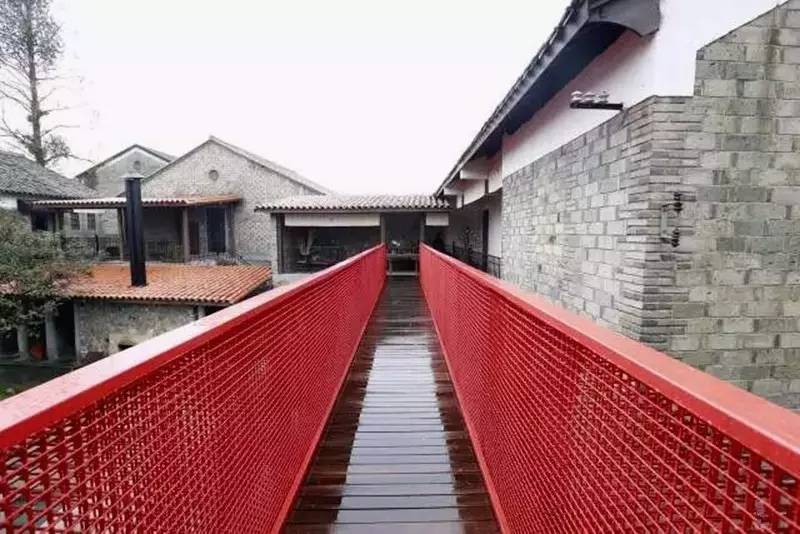 隱居畫鄉(xiāng)，與甌江畫中仙境遙相呼應(yīng)