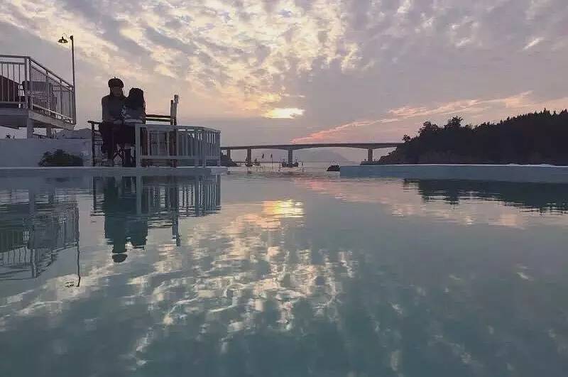 海天左舍，猶如撒歡在海與天的懷抱