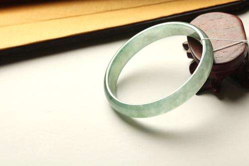 中國古代十大定情信物飾品，何以結(jié)恩情？