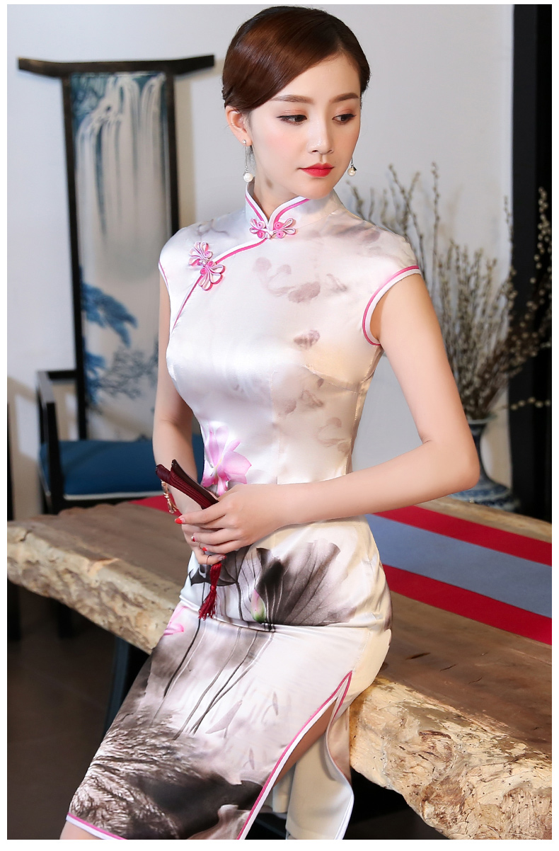 淡粉丹荷旗袍，唯美詩(shī)意印花旗袍裙