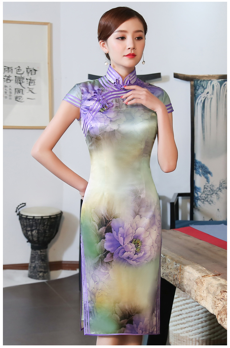 高貴紫清旗袍，唯美嬌艷旗袍裙