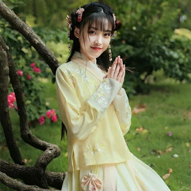 雨縑縑意漢服，清新刺繡襦裙?jié)h服圖片