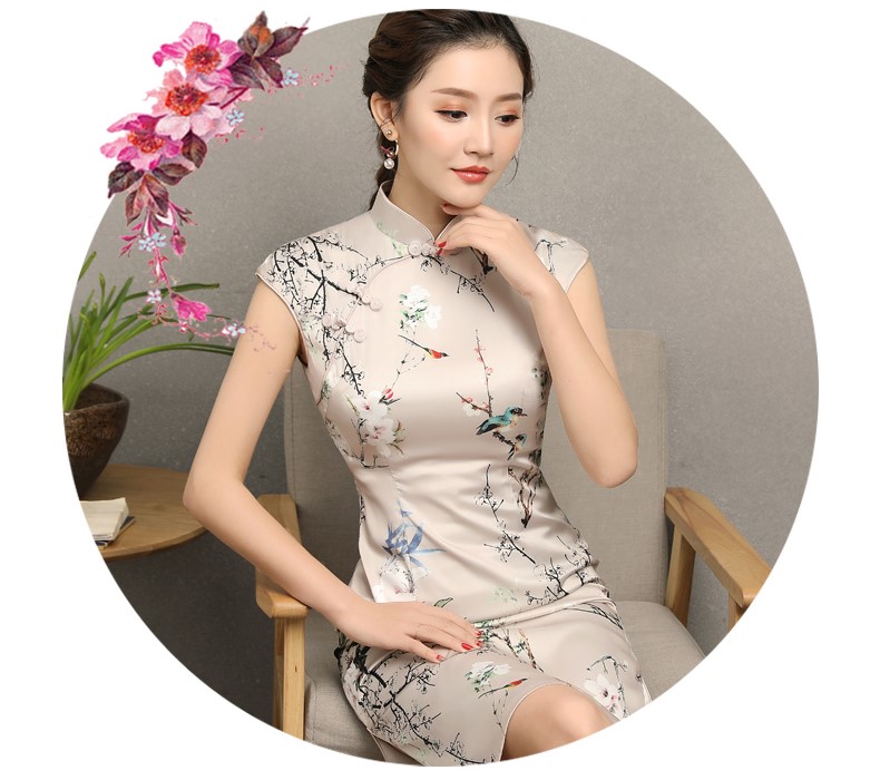 杏色曉鶴印花旗袍，時(shí)尚淡雅旗袍裙