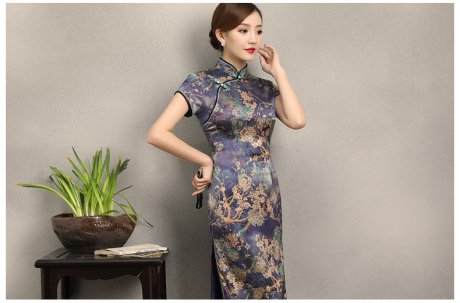 蒼翠復(fù)古修身旗袍，典雅印花旗袍裙