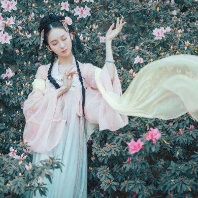 原創(chuàng)繡花齊胸襦裙，仙氣漸變清新漢服
