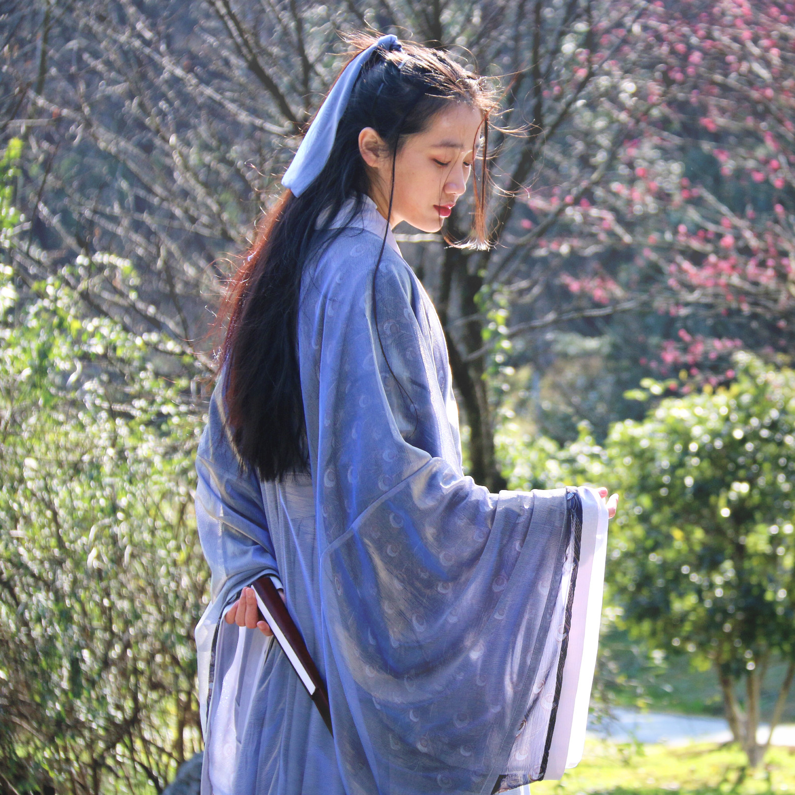 兩重衣齊腰襦裙?jié)h服，清新典雅漢服圖片