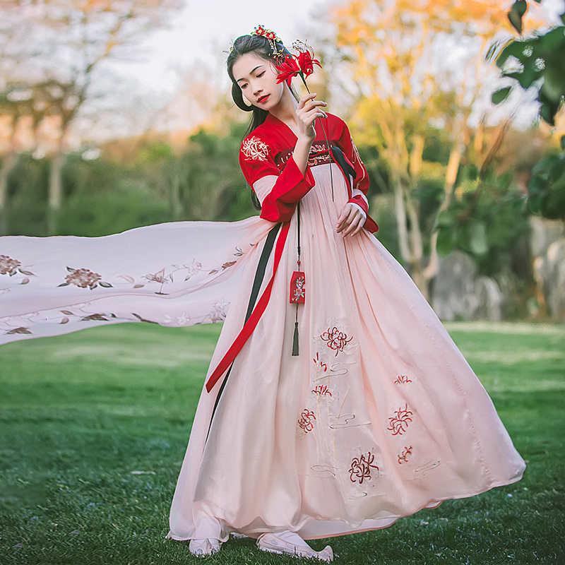 火紅彼岸花齊胸襦裙?jié)h服，日常春夏漢服圖片