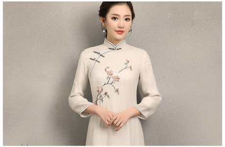 蘭花刺繡素雅旗袍，米白色中長款旗袍裙