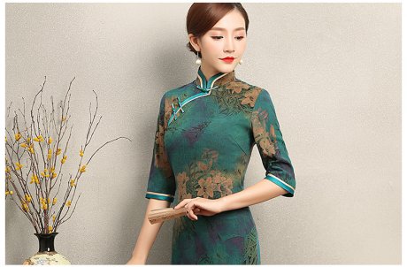 復(fù)古雍容的墨綠旗袍，古典印花旗袍裙