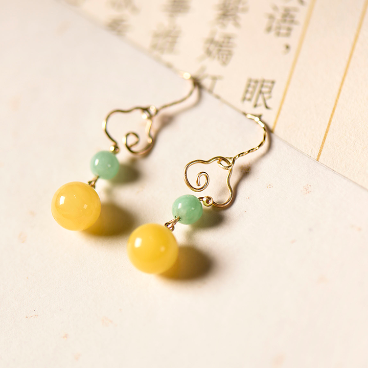 古風(fēng)手工祥云耳環(huán)，古典蜜蠟翡翠耳環(huán)