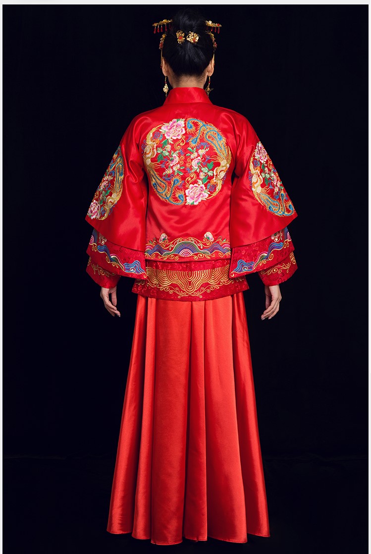 金玉良緣中式禮服，鳳穿牡丹新娘禮服