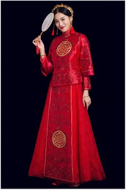 復古時尚中式禮服：盤金刺繡紅梔新娘禮服