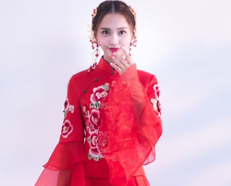 荷葉袖中式禮服，唯美牡丹花新娘禮服