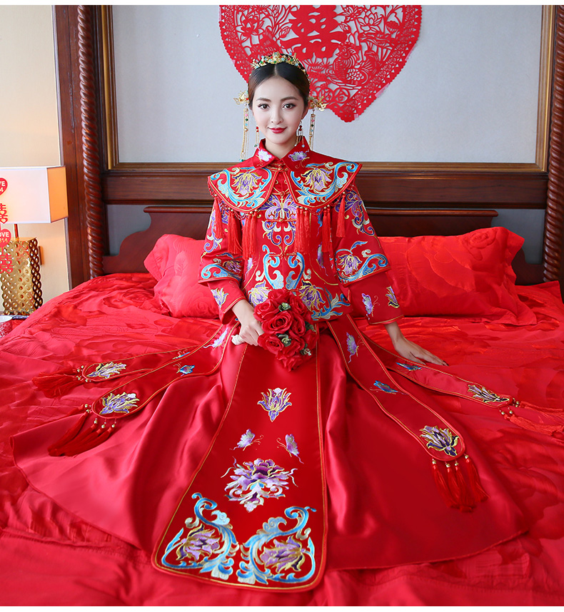 古典秀禾中式禮服，流蘇新娘結(jié)婚禮服