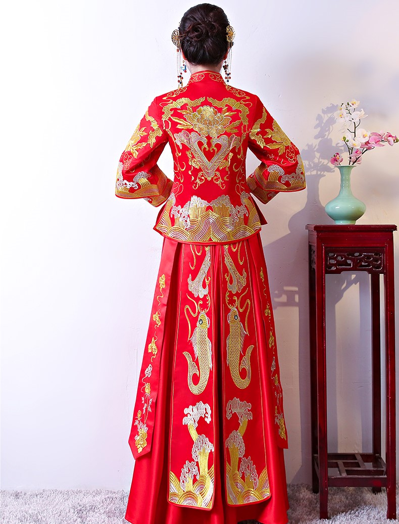 古典吉祥中式禮服，唯美鯉魚(yú)刺繡新娘禮服