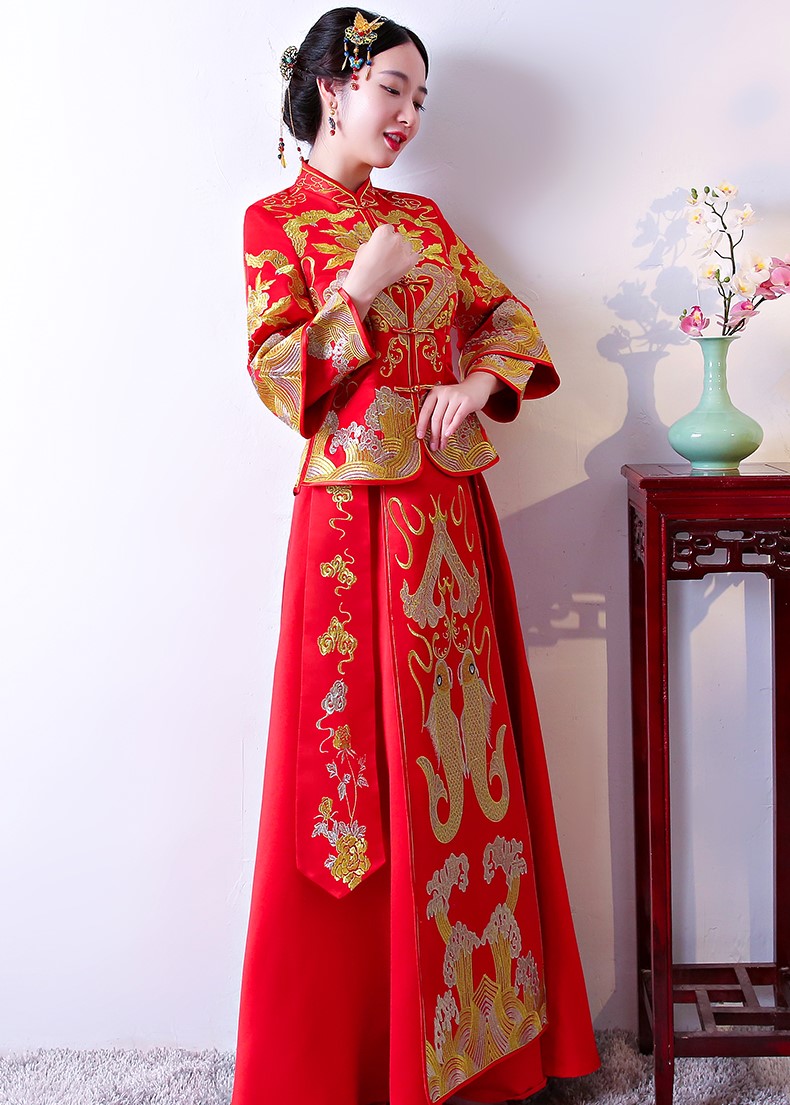古典吉祥中式禮服，唯美鯉魚(yú)刺繡新娘禮服